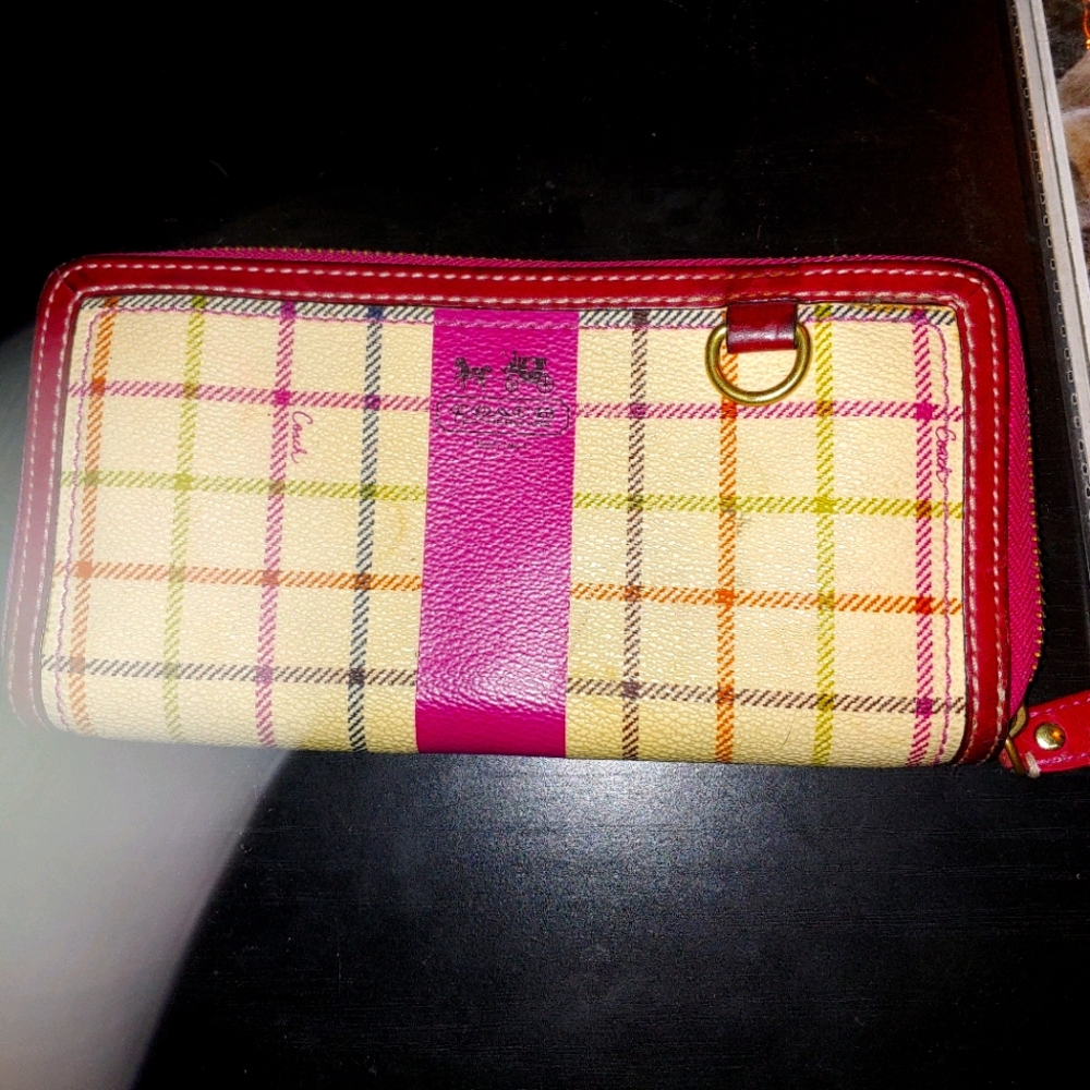 Coach wallet